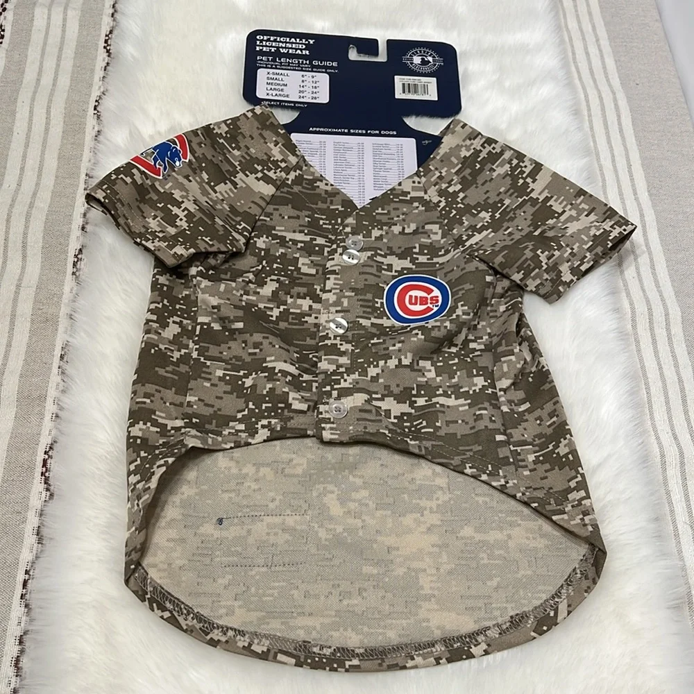 NWT MLB Chicago Cubs Pet Camo Jersey Medium 14”-18”